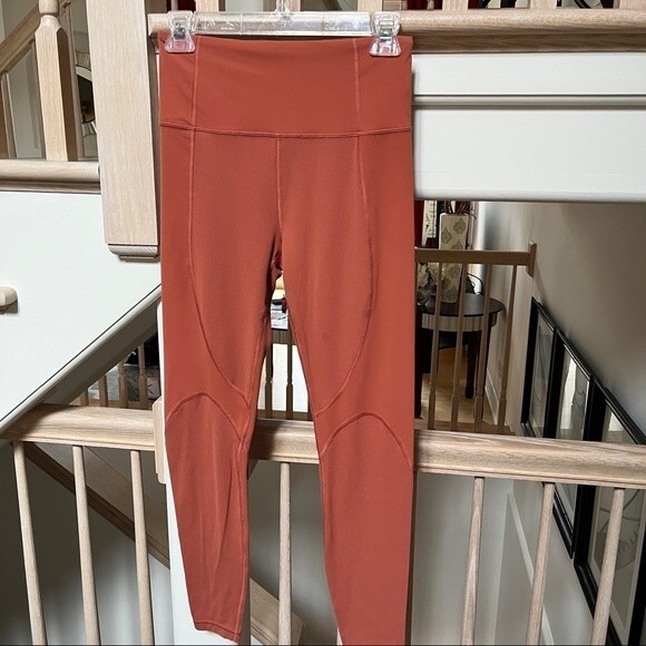 ATHLETA Rise Up Rib 7/8 Tight in Rust Small Tall - Picture 3 of 12